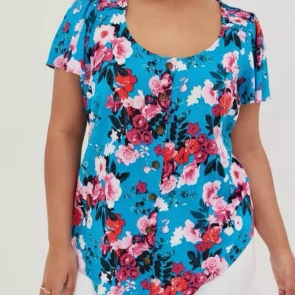 TORRID - Vibrant Floral Flutter Sleeve Blouse